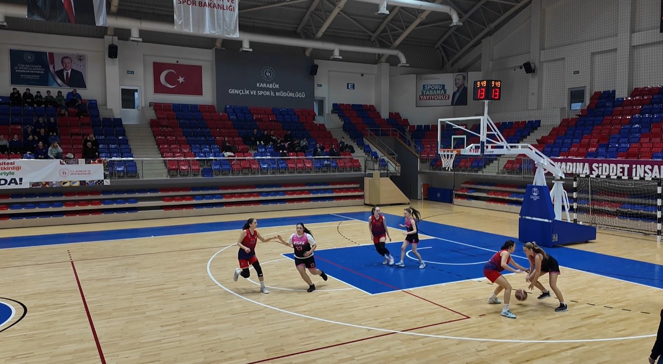 Karabük’te Okul Sporları Gençler Basketbol Grup Müsabakaları başladı