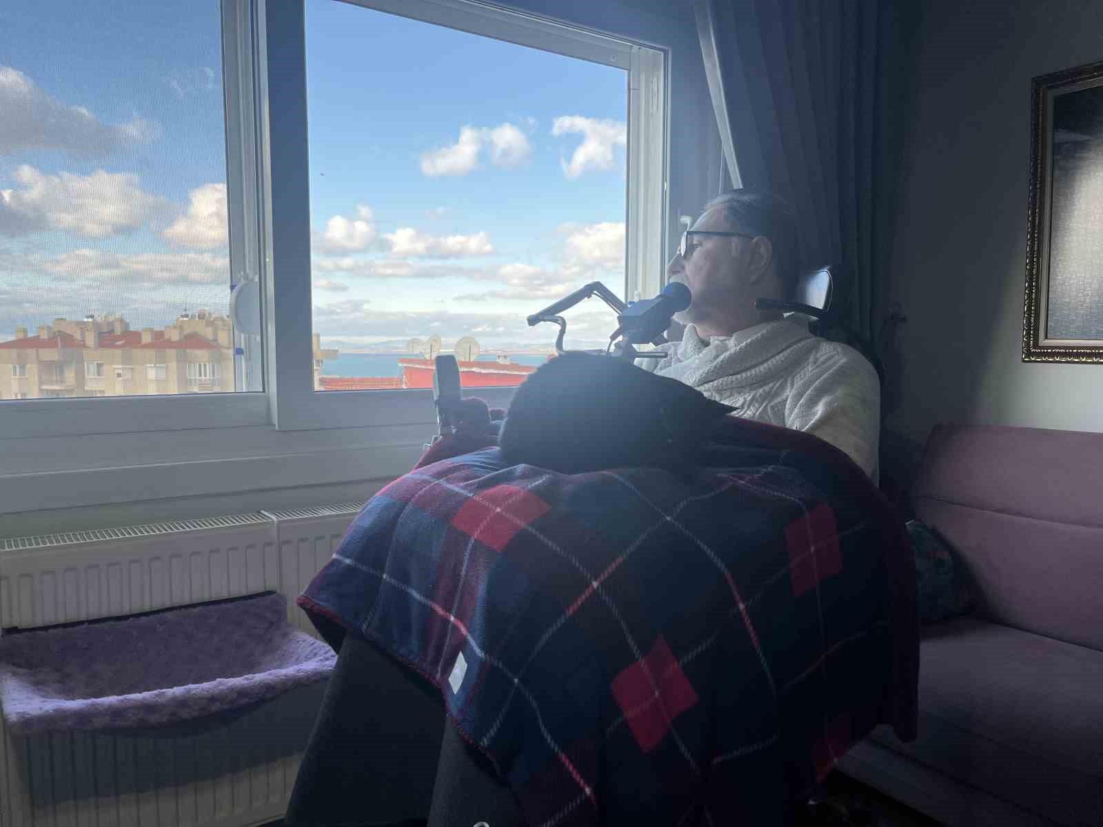 Asans&ouml;r y&ouml;netmeliği değişti, kabin daraldı: ALS hastası doktor evine hapsoldu
