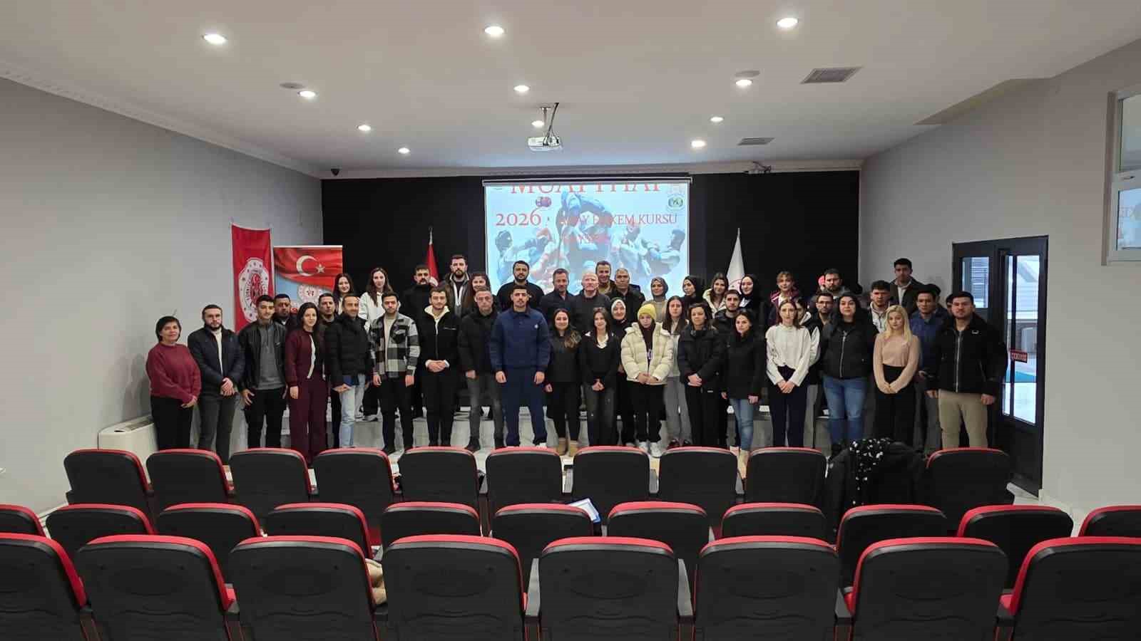 Muaythai Hakem Kursu Kayseri’de yapıldı