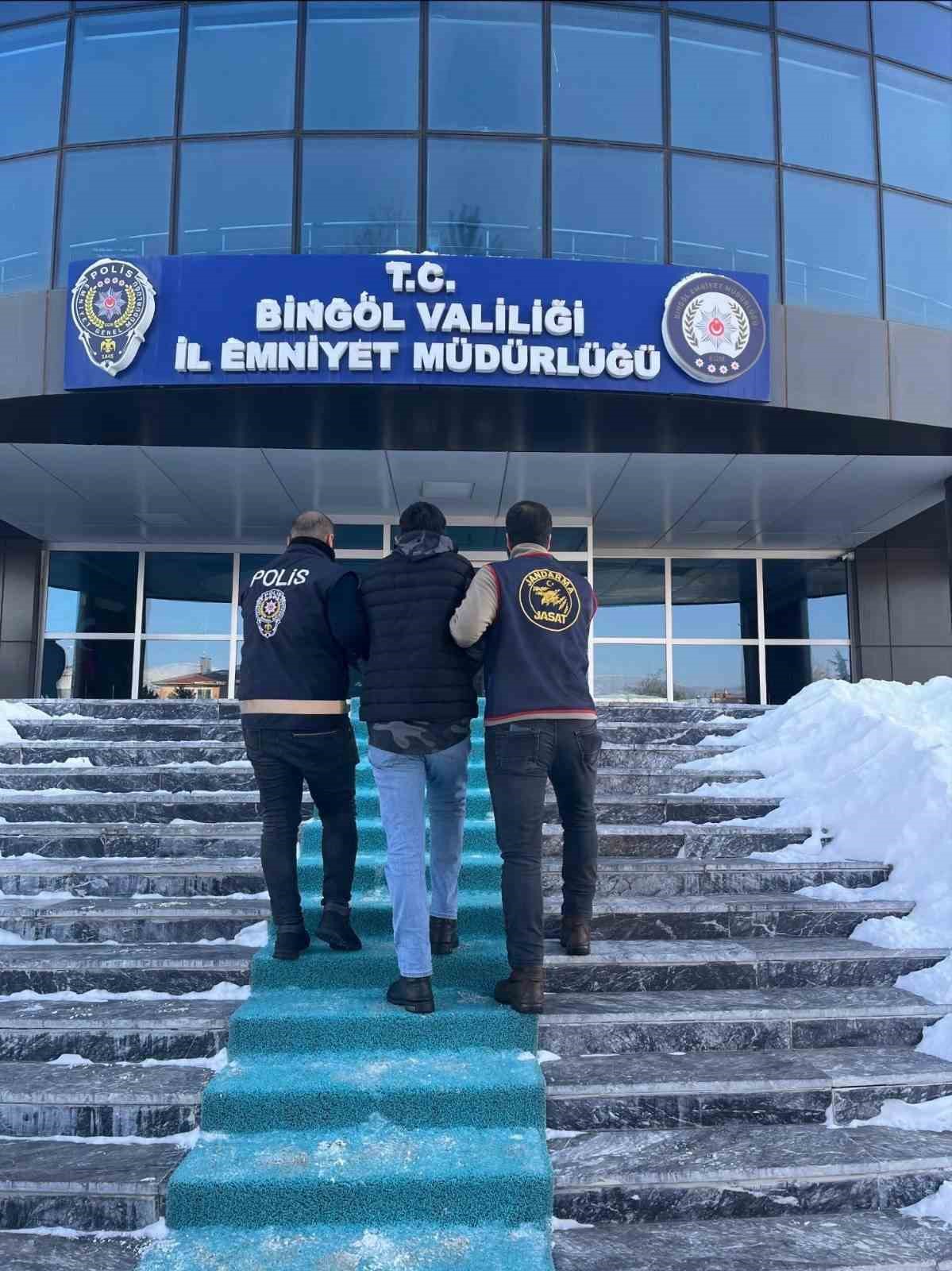 Bing&ouml;l&rsquo;de kesinleşmiş hapis cezası bulunan 7 zanlı yakalandı
