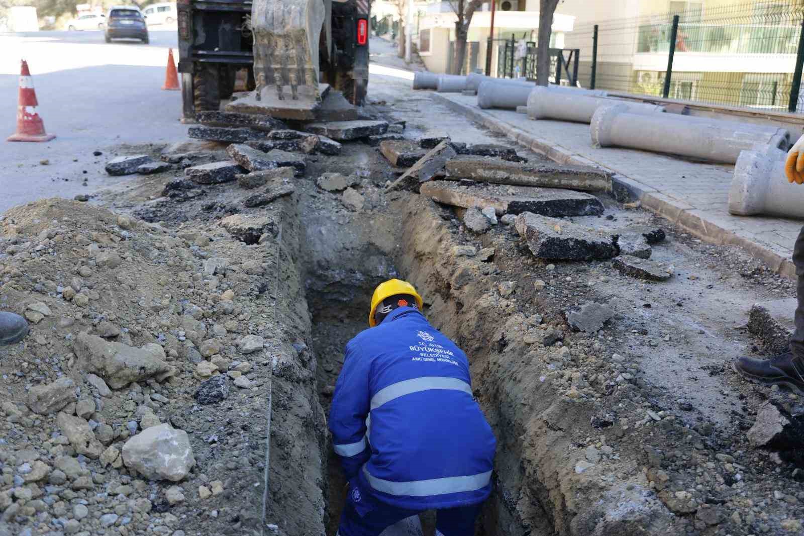 B&uuml;y&uuml;kşehir&rsquo;in Kuşadası&rsquo;nda altyapı &ccedil;alışmaları s&uuml;r&uuml;yor
