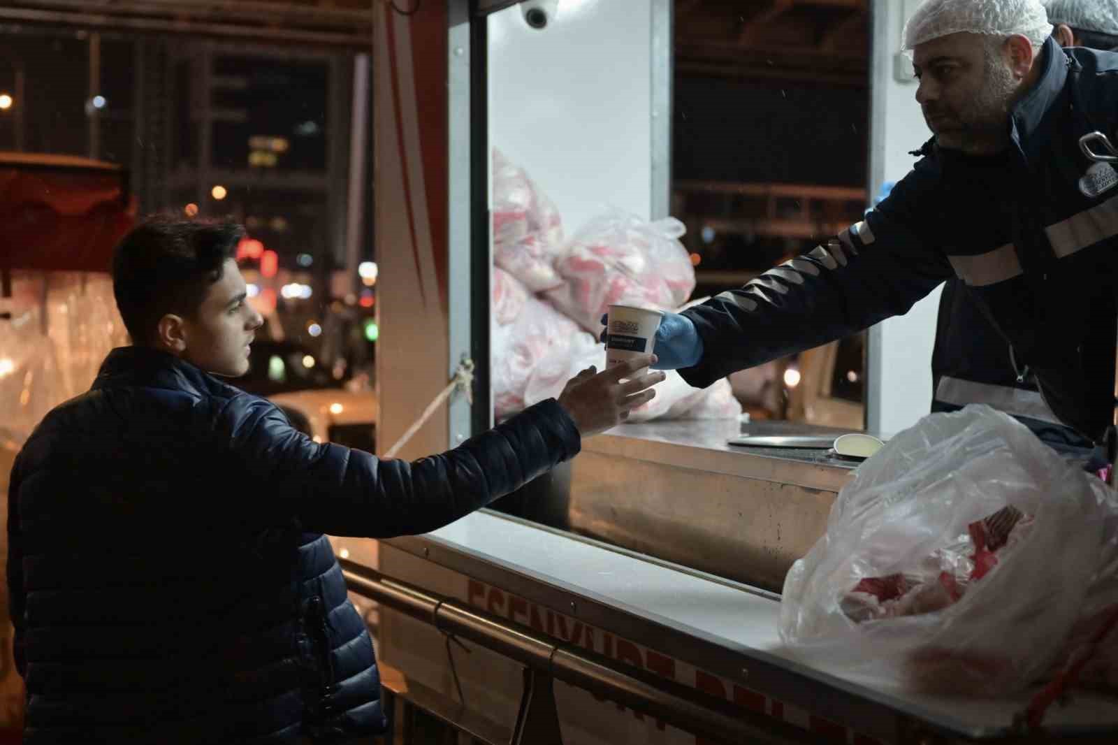 Esenyurt Belediyesi’nden vatandaşın içini ısıtan uygulama