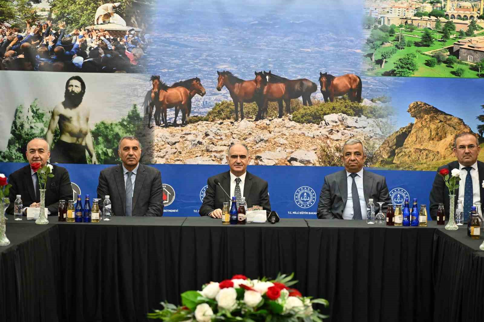 Manisa&rsquo;nın 2026 hedefleri Vali &Ouml;zkan başkanlığında değerlendirildi
