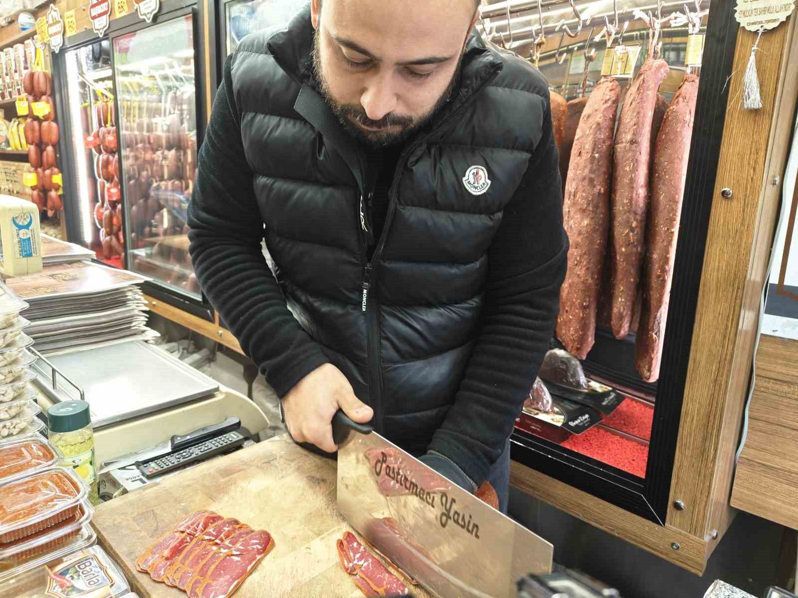 Kış sezonu pastırmacılara doping oldu