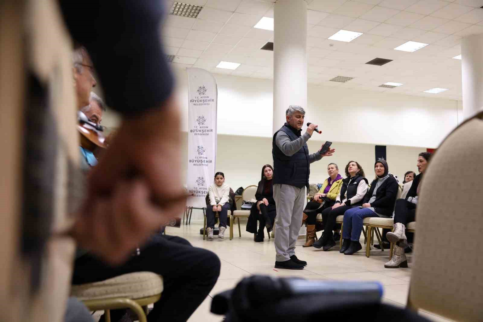 B&uuml;y&uuml;kşehir T&uuml;rk Sanat M&uuml;ziği Korosu yılsonu g&ouml;sterisine hazırlanıyor
