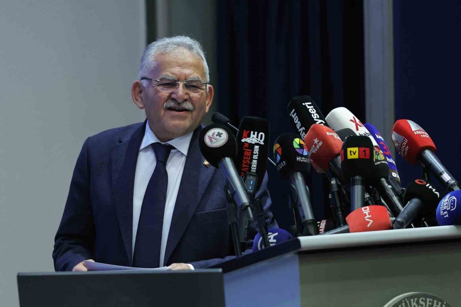 Başkan Büyükkılıç, aralık ayında medyada zirve grubunda