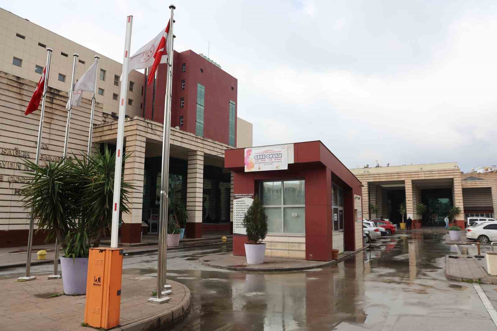 Aydın&rsquo;da Kadın Doğum ve &Ccedil;ocuk Hastanesi taşındı, eski hastaneye gelenler y&ouml;nlendirme eksikliğinden dert yandı
