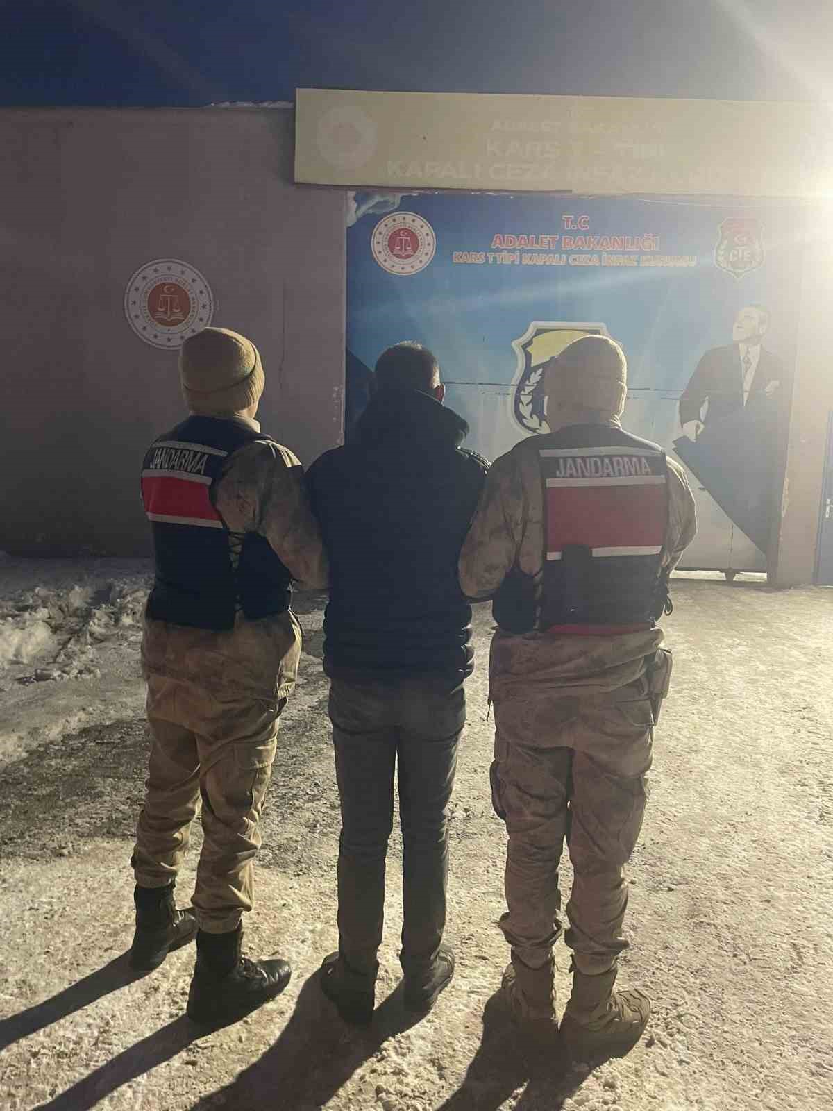 Kars&rsquo;ta hapis cezası bulunan 3 kişi yakalandı
