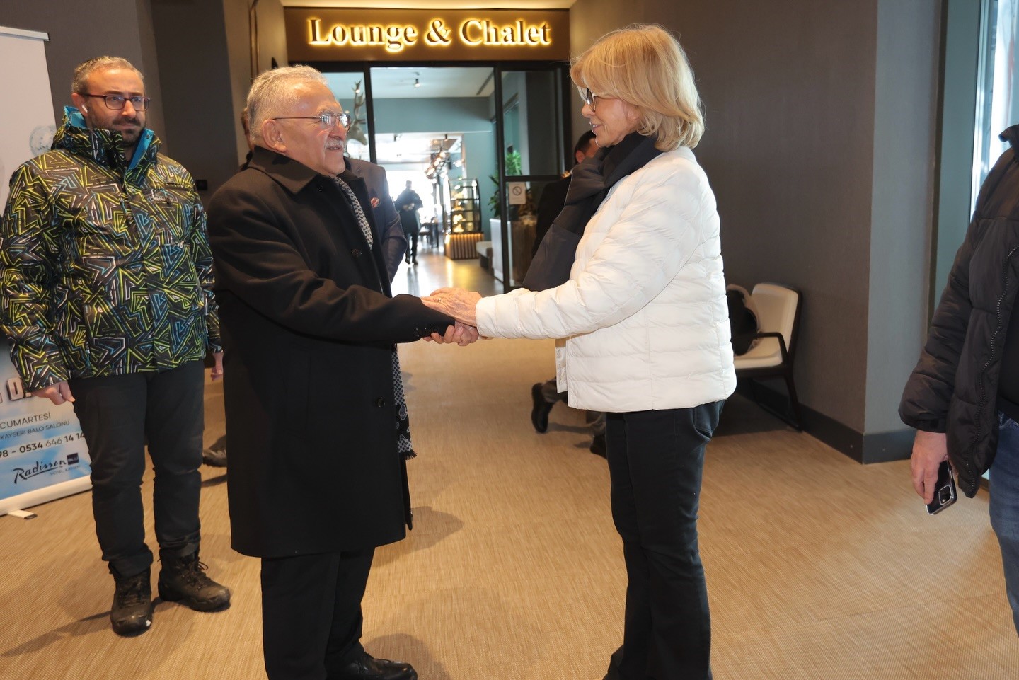 Başkan B&uuml;y&uuml;kkılı&ccedil;, eski Başbakan Tansu &Ccedil;iller&rsquo;e Erciyes&rsquo;i tanıttı
