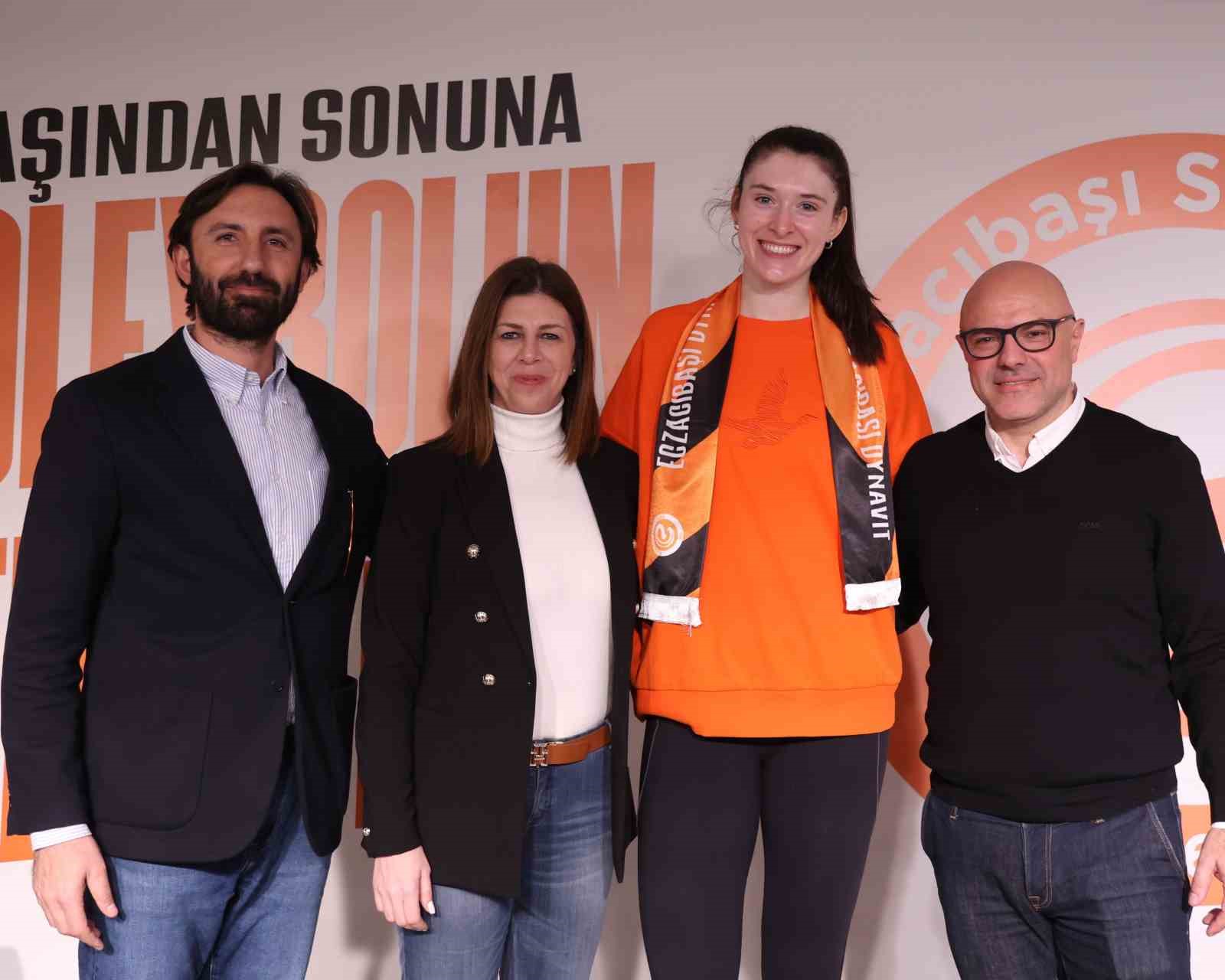 Eczacıbaşı Dynavit, Dana Rettke ile s&ouml;zleşme yeniledi
