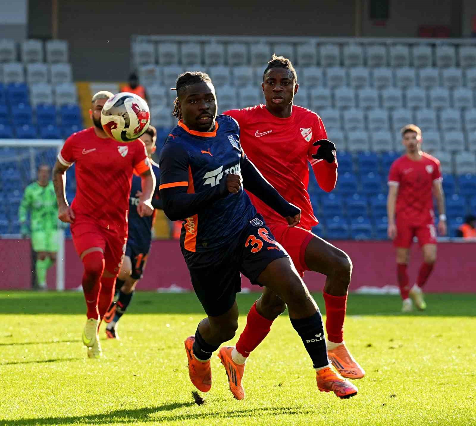 Ziraat Türkiye Kupası: RAMS Başakşehir: 1 - Boluspor: 1 (İlk yarı)