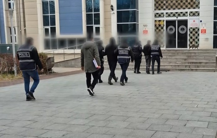 Kırşehir&rsquo;de hırsızlık ş&uuml;phelileri yakalandı
