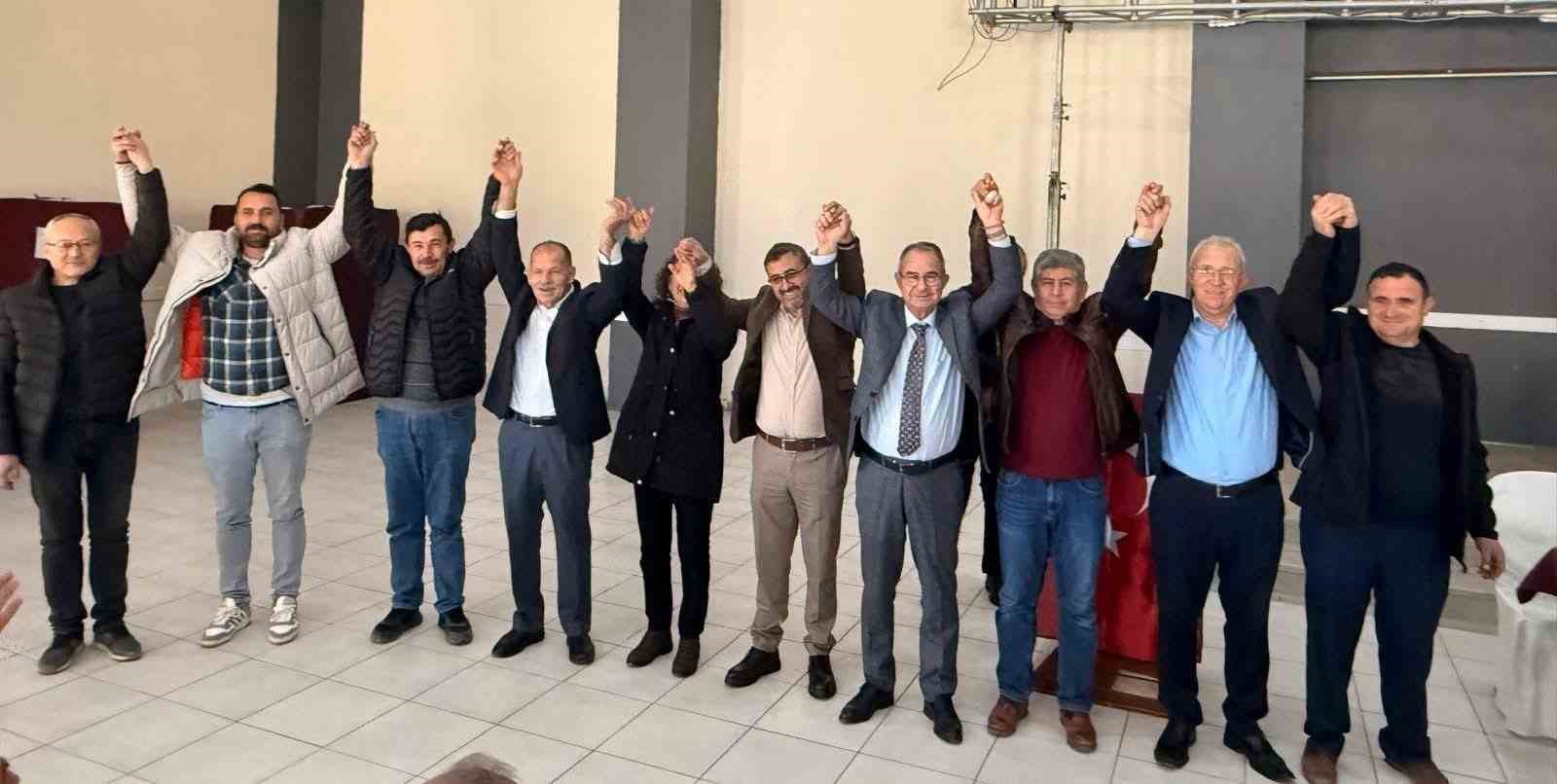 Selendili esnaflardan Başkan Kahveci’ye güven oyu