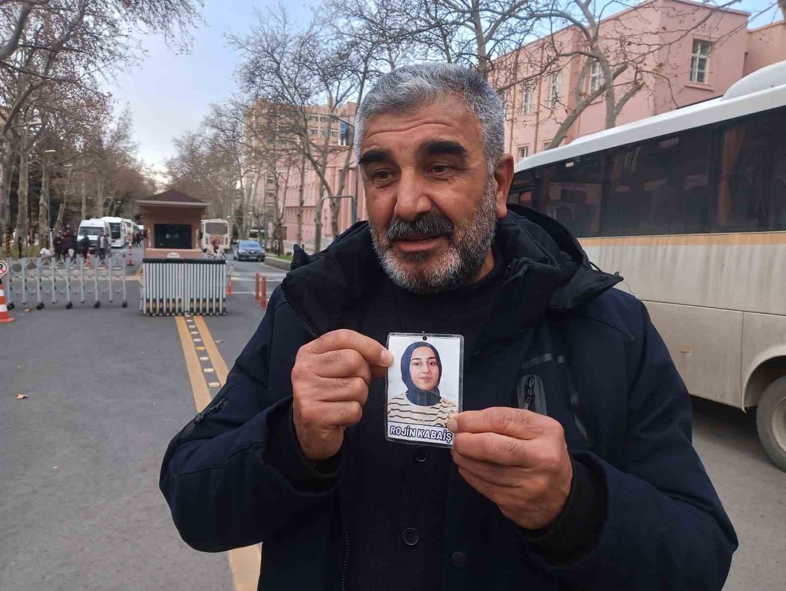 Rojin Kabaiş&rsquo;in babası: "Adalet Bakanımızla g&ouml;r&uuml;şt&uuml;k, olumlu ge&ccedil;ti, en yakın zamanda her şey &ccedil;&ouml;z&uuml;lecek"
