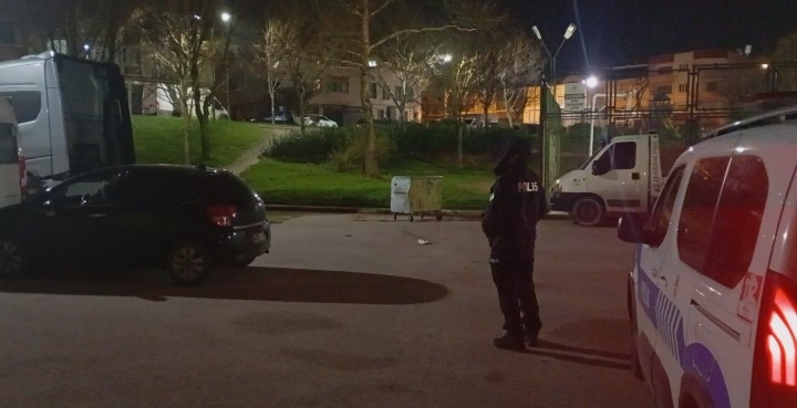 Bursa&rsquo;da bı&ccedil;aklı kavga: 2 yaralı
