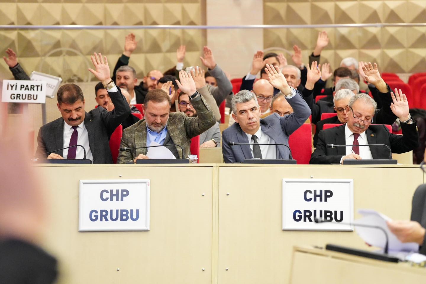 Başkan Dutlulu: "Susuzluğu Manisa&rsquo;da yaşatmamak i&ccedil;in elimizden geleni yapacağız"
