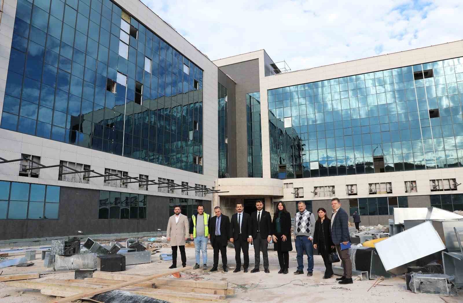 Alaçam-Yakakent Devlet Hastanesi’nde sona doğru