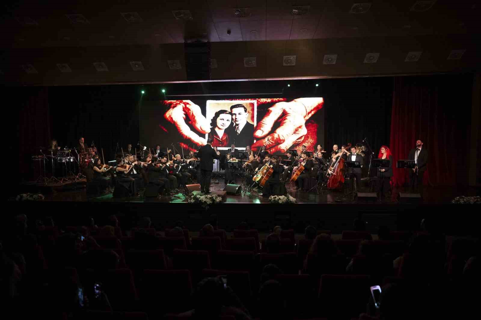 Kent Orkestrası yeni yılın ilk konserinde sanatseverlerle buluştu