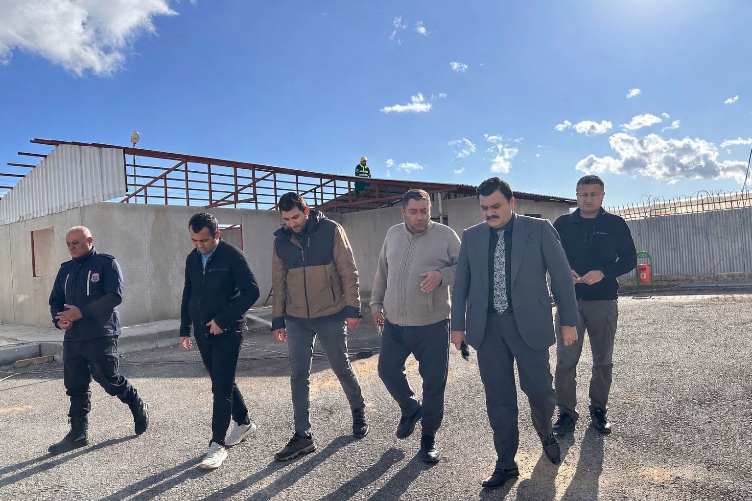 Erdemli kapalı cezaevi a&ccedil;ığa d&ouml;n&uuml;şt&uuml;r&uuml;l&uuml;yor
