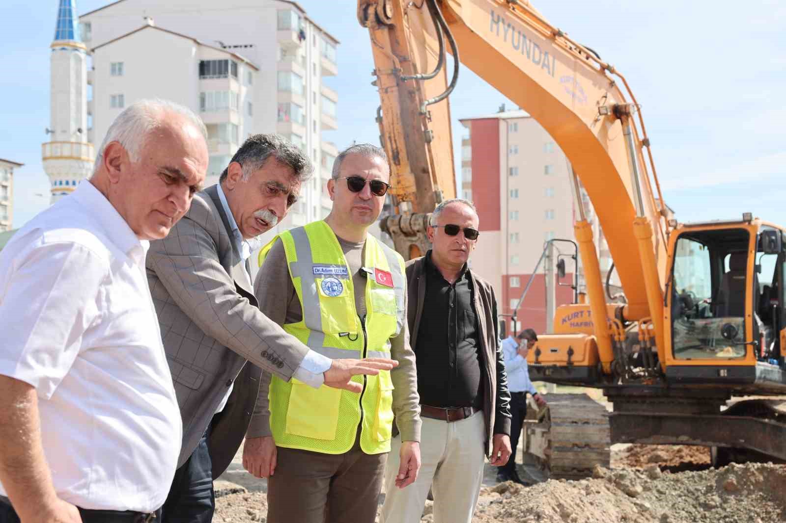 Belediyeler susuzluktan kıvranırken Sivas&rsquo;ta 6 milyon metrek&uuml;pl&uuml;k tasarruf sağlanacak adımlar atıldı
