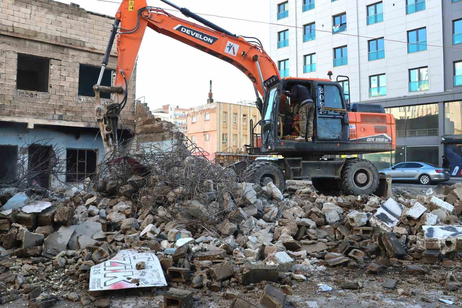 Şanlıurfa’da 59 bağımsız yapının yıkımı tamamladı