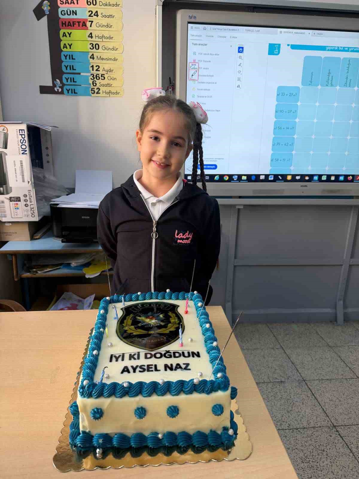 &Ouml;zel Harekat polislerinden şehit kızına doğum g&uuml;n&uuml; s&uuml;rprizi
