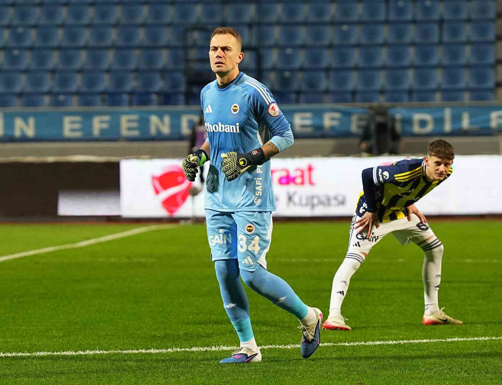 Tedesco’dan, kupada rotasyonlu kadro
