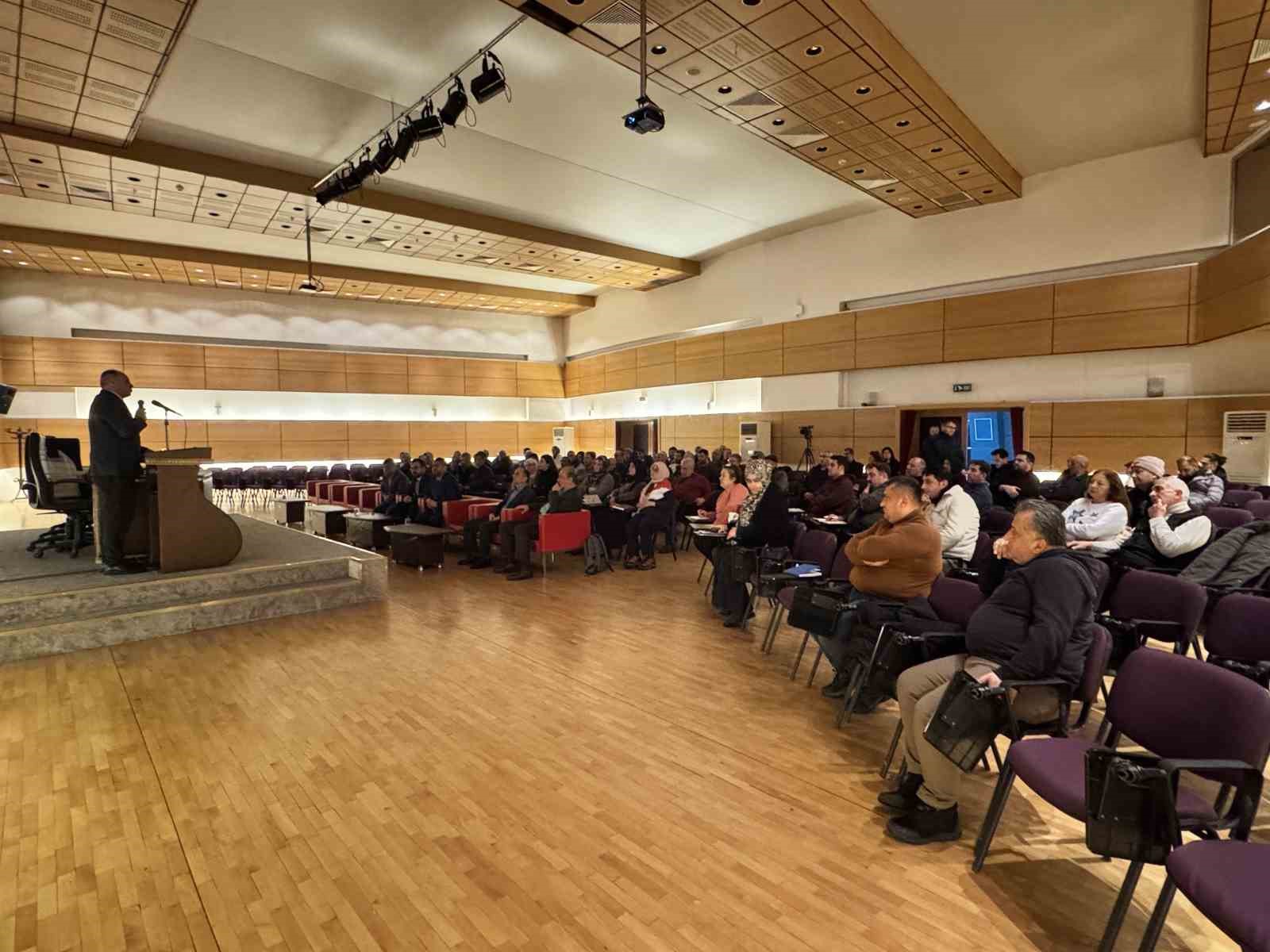 B&uuml;y&uuml;kşehir&rsquo;den doğal &uuml;retim bah&ccedil;esini kullanacaklara organik &uuml;retim eğitimi
