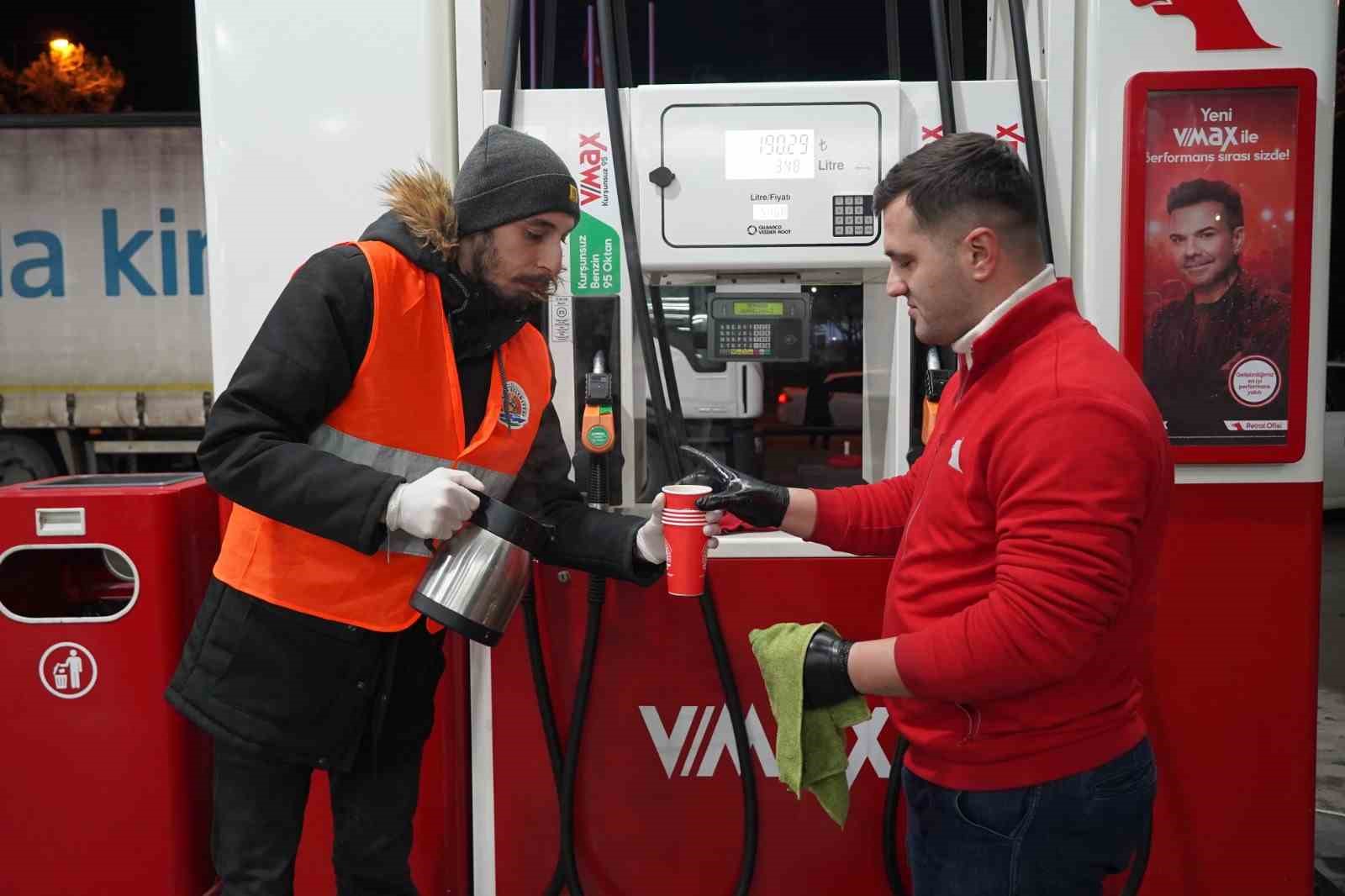Atakum&rsquo;da yoğun kar mesaisi
