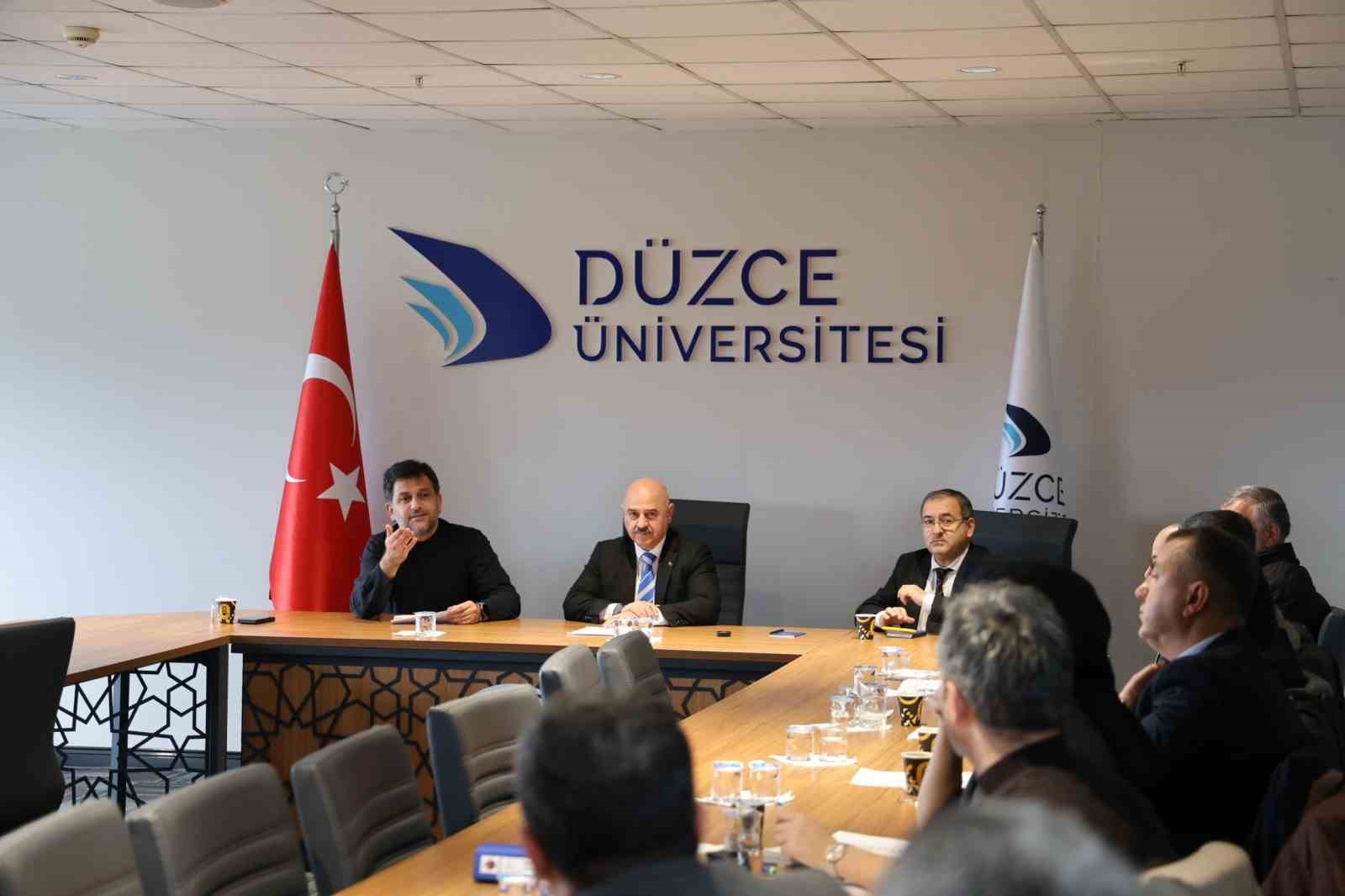 &Uuml;niversite-sanayi iş birliği g&uuml;&ccedil;leniyor
