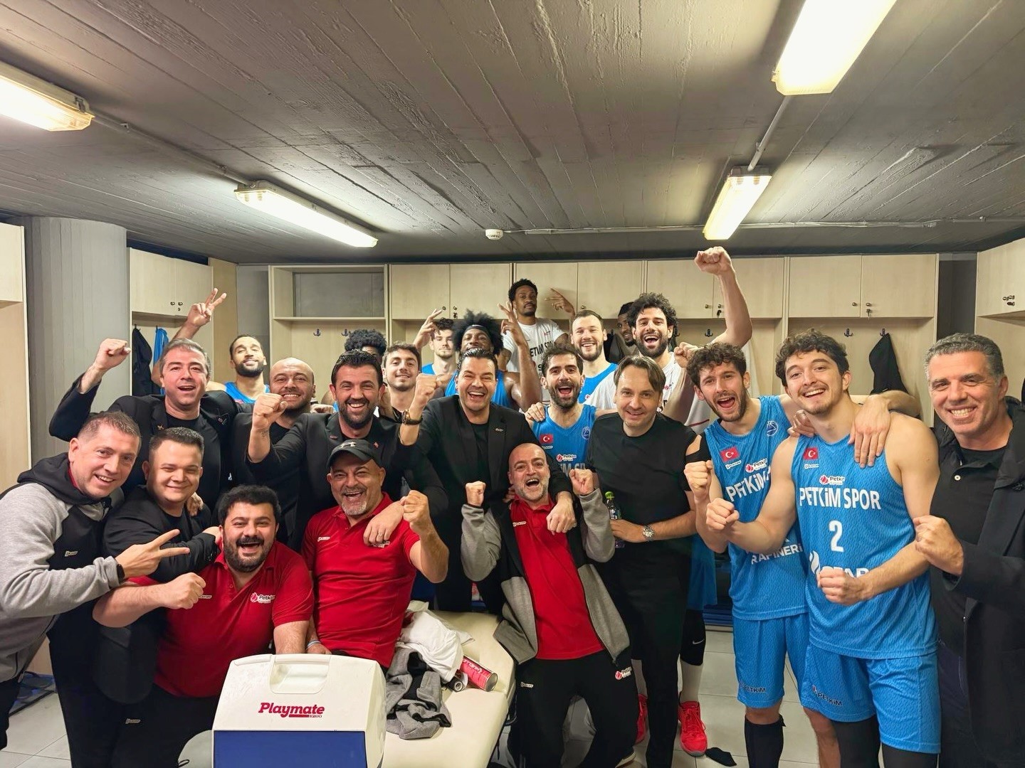 FIBA Avrupa Kupası: Peristeri Betsson: 61 - Aliağa Petkimspor: 82