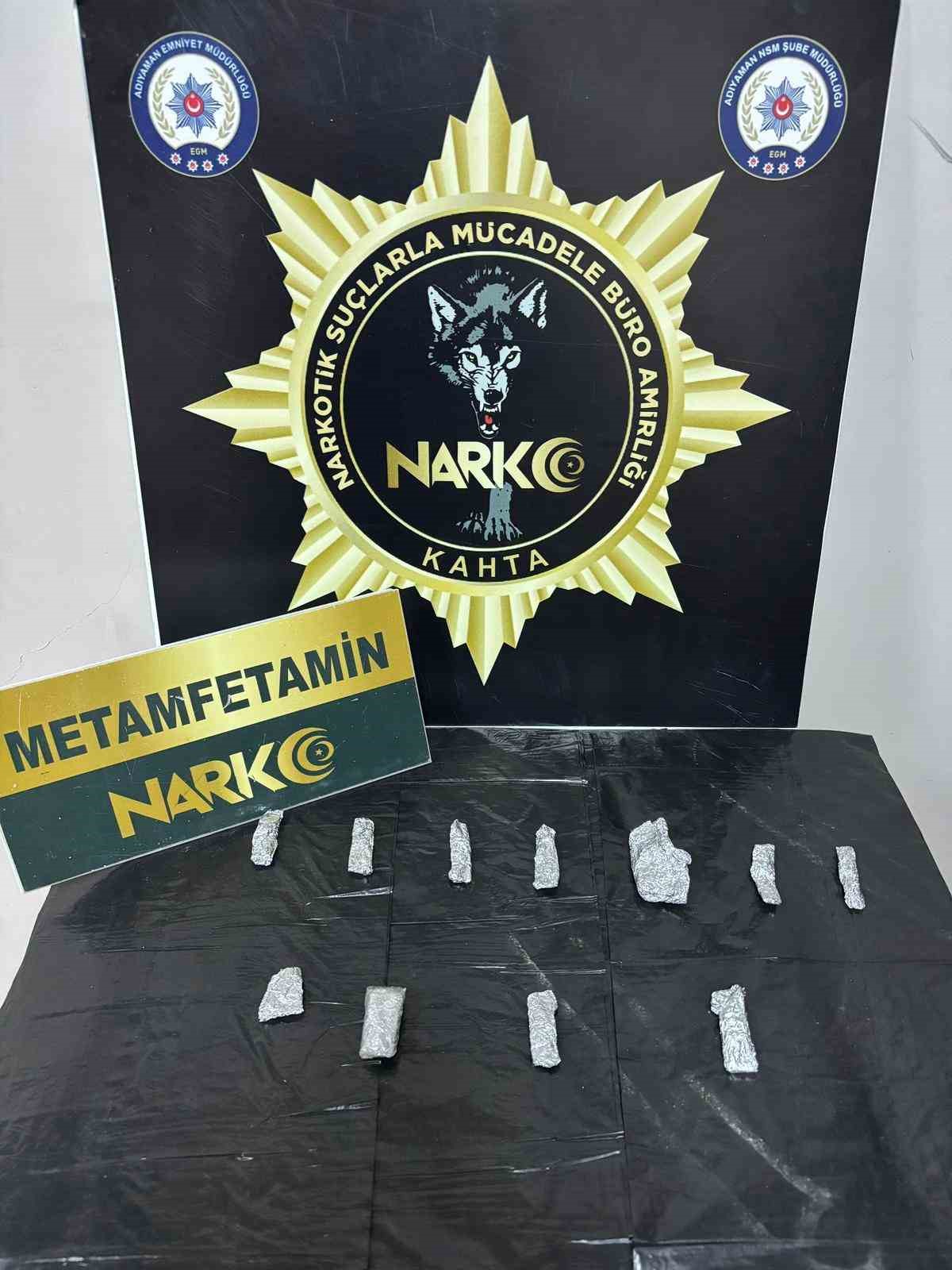 Kahta&rsquo;da uyuşturucu operasyonunda 4 şahıs tutuklandı