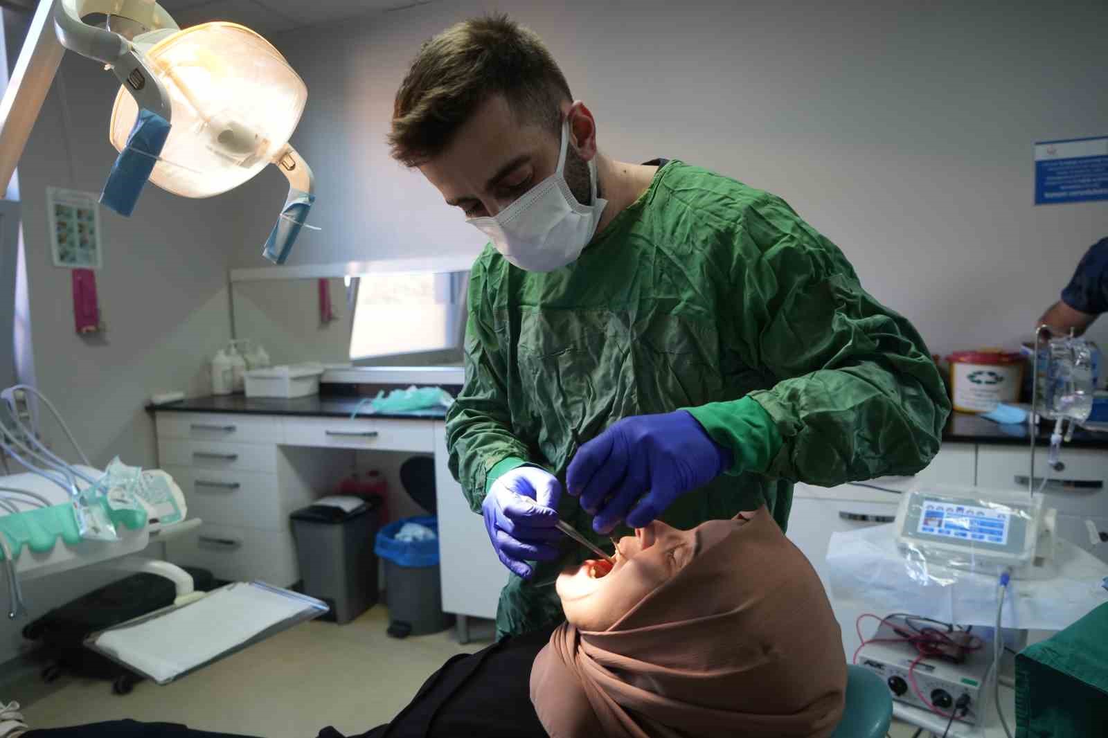 Samsun Ağız ve Diş Sağlığı Hastanesi&rsquo;nde implant d&ouml;nemi
