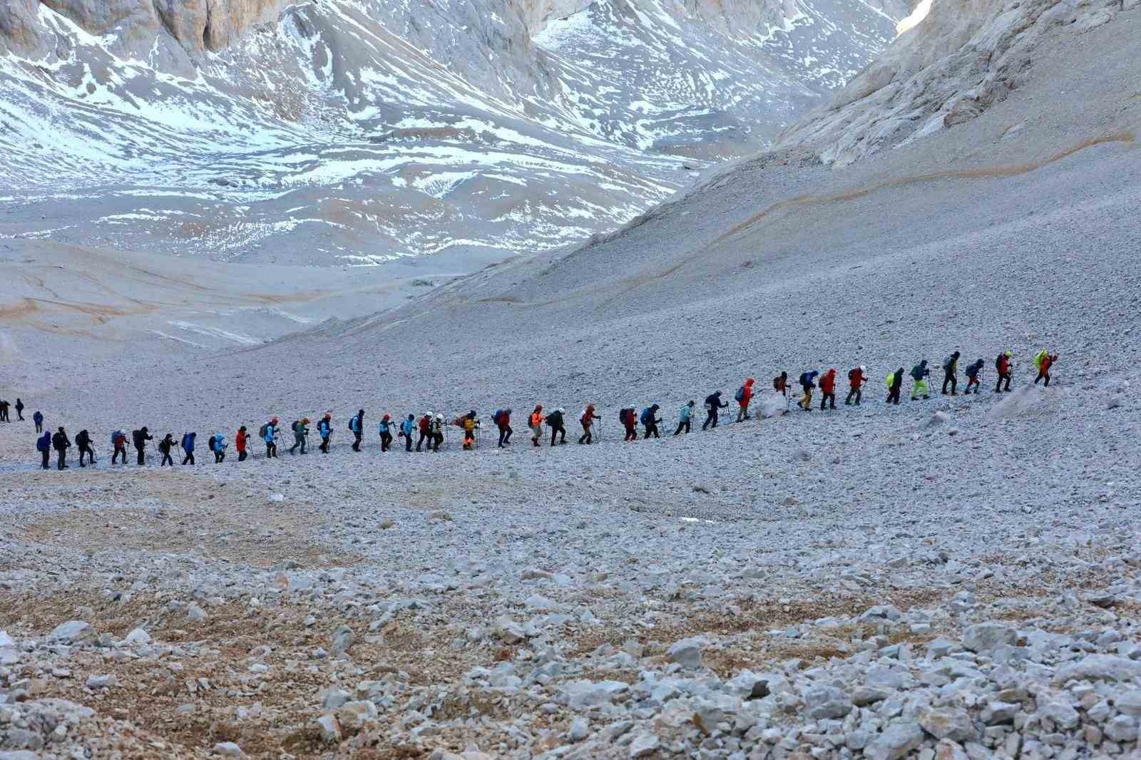 Aladağlar, uluslararası y&uuml;r&uuml;y&uuml;ş rotaları arasında
