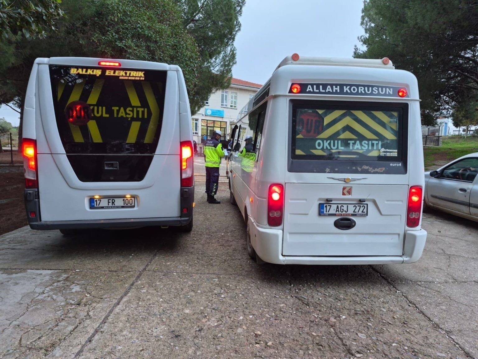 &Ccedil;anakkale&rsquo;de okul servislerine denetim
