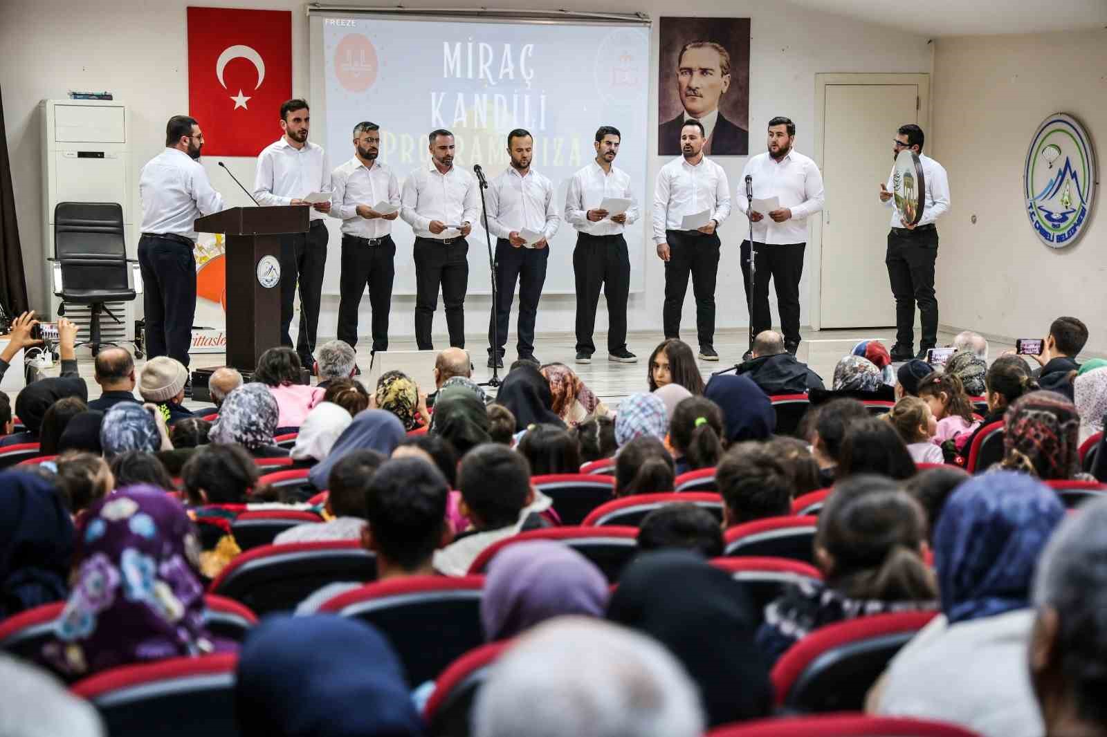 &Ccedil;ameli&rsquo;de Mira&ccedil; Kandili Programı d&uuml;zenlendi
