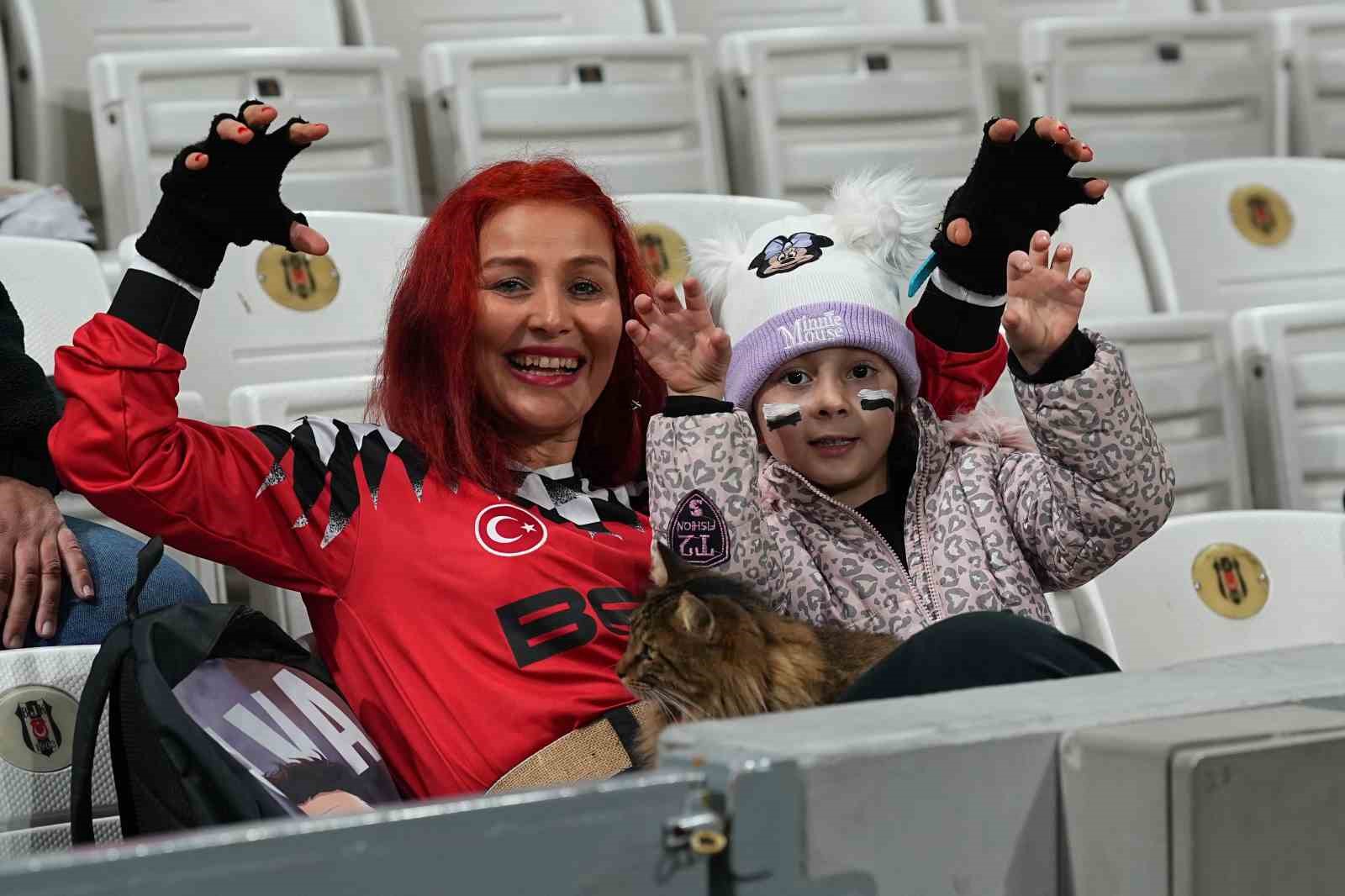 Ziraat Türkiye Kupası: Beşiktaş: 1 - Ankara Keçiörengücü: 0 (Maç devam ediyor)