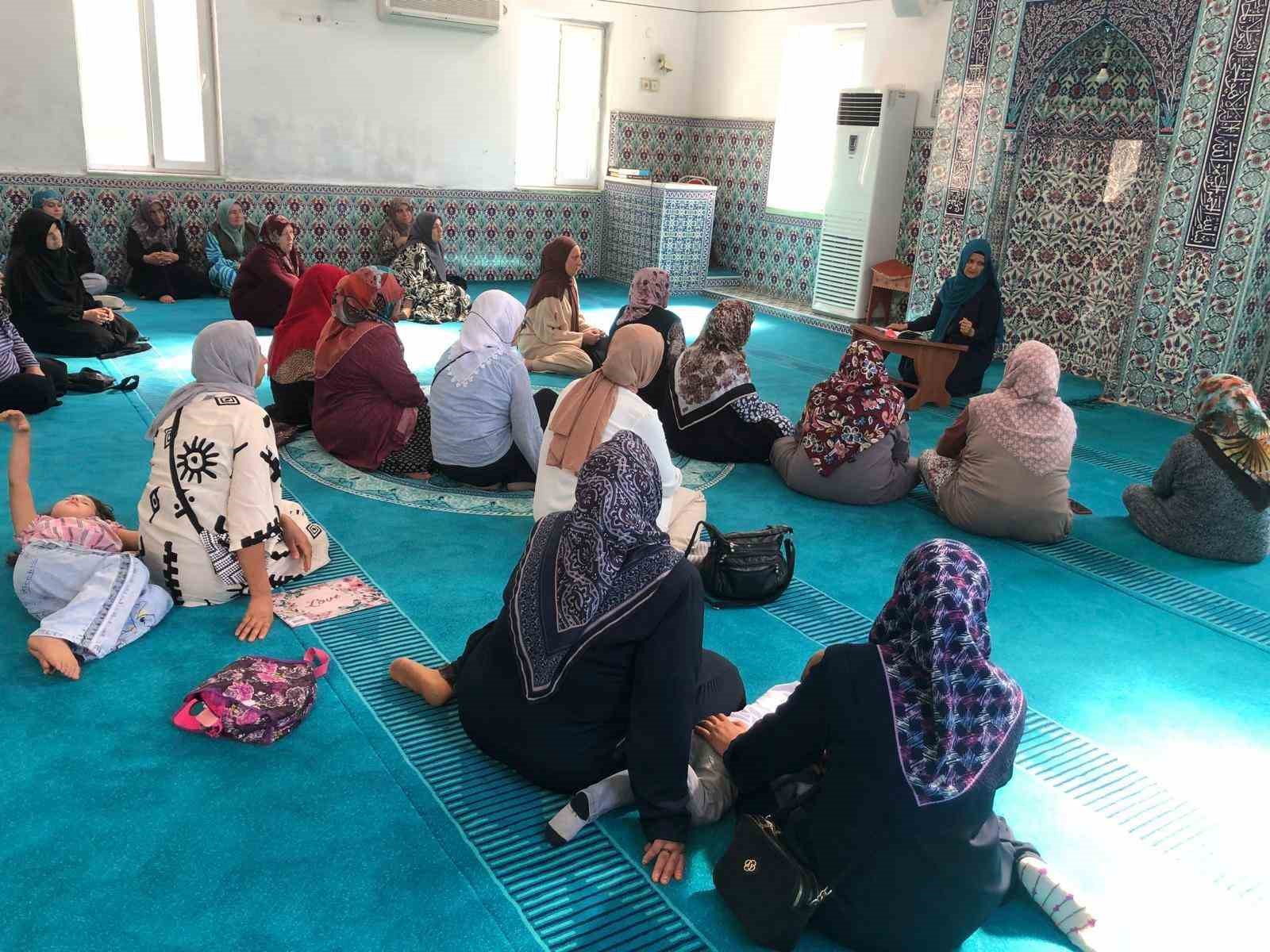 Köyceğiz’de kadınlara ve öğrencilere yönelik Miraç Kandili programı düzenlendi