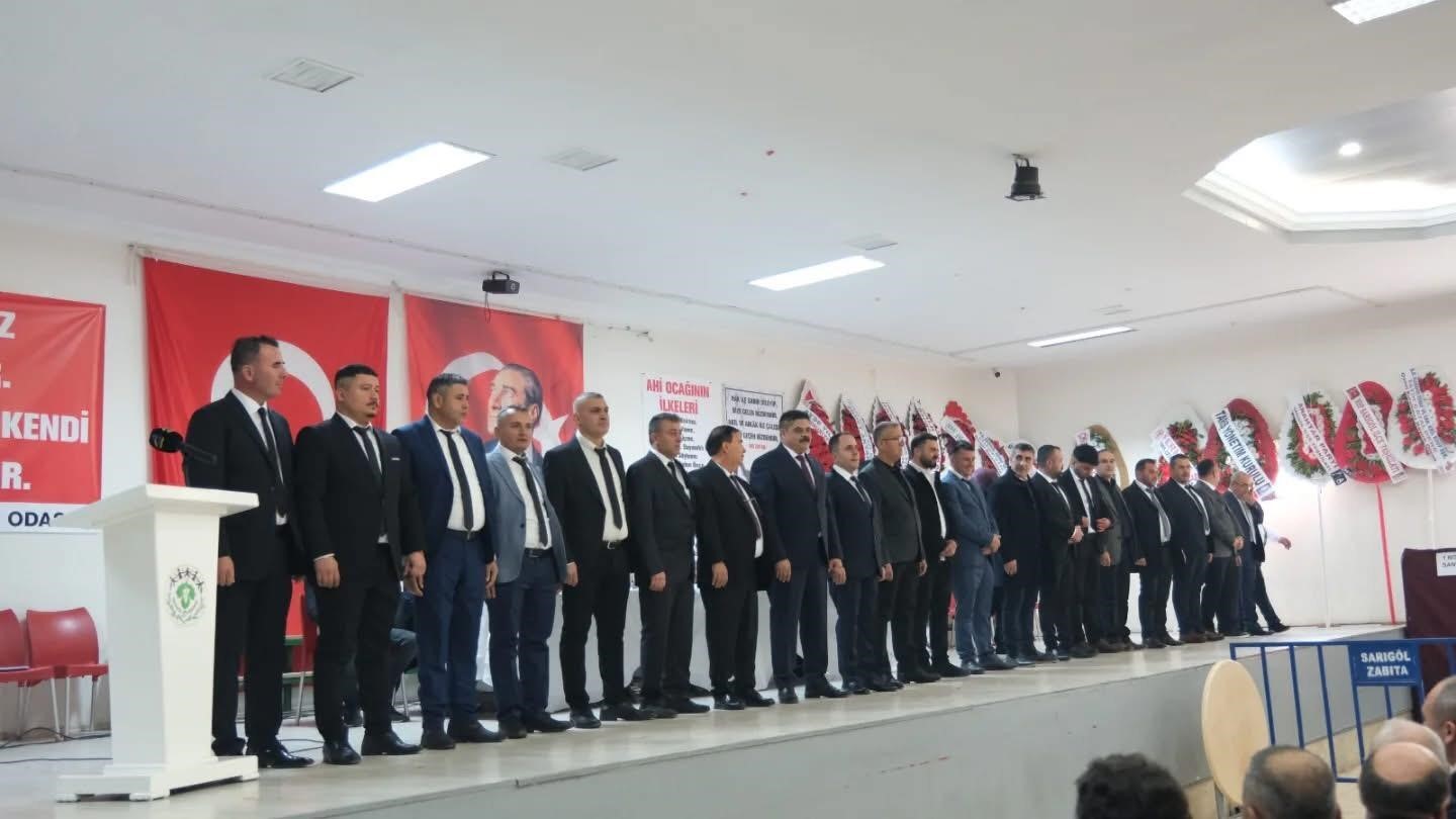 Sarıg&ouml;l Esnaf ve Sanatkarlar Odası Olağan Genel Kurulu&rsquo;nda Emrah Eroğlu 4. kez g&uuml;ven tazeledi
