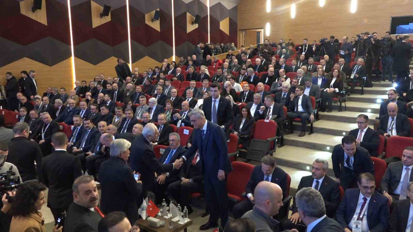 Bakan Bayraktar: "Karadeniz&rsquo;de altı yeni sondaj yapacağız keşif ama&ccedil;lı"
