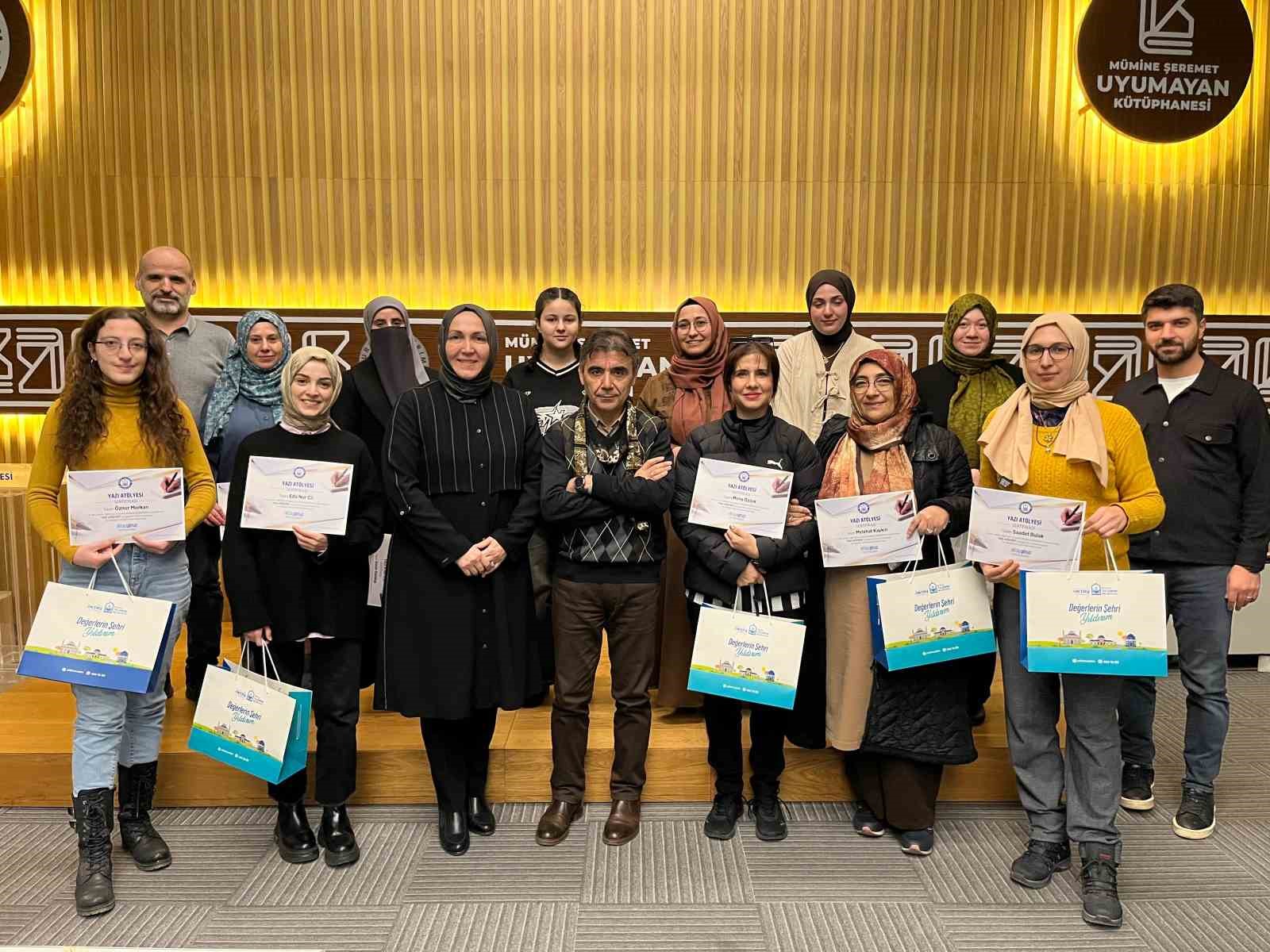 Yazı at&ouml;lyesi ilk mezunlarını verdi
