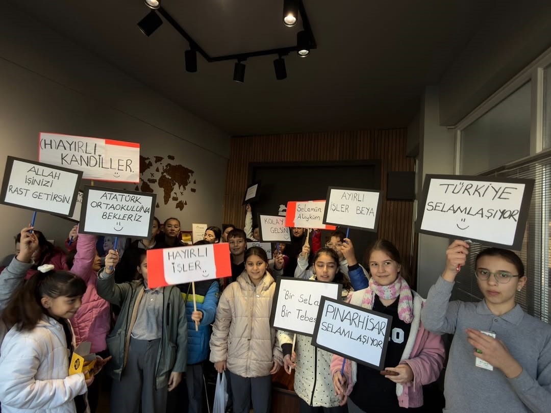 Pınarhisarlı öğrenciler ilçe genelinde selamlaşma kültürünü yaydı