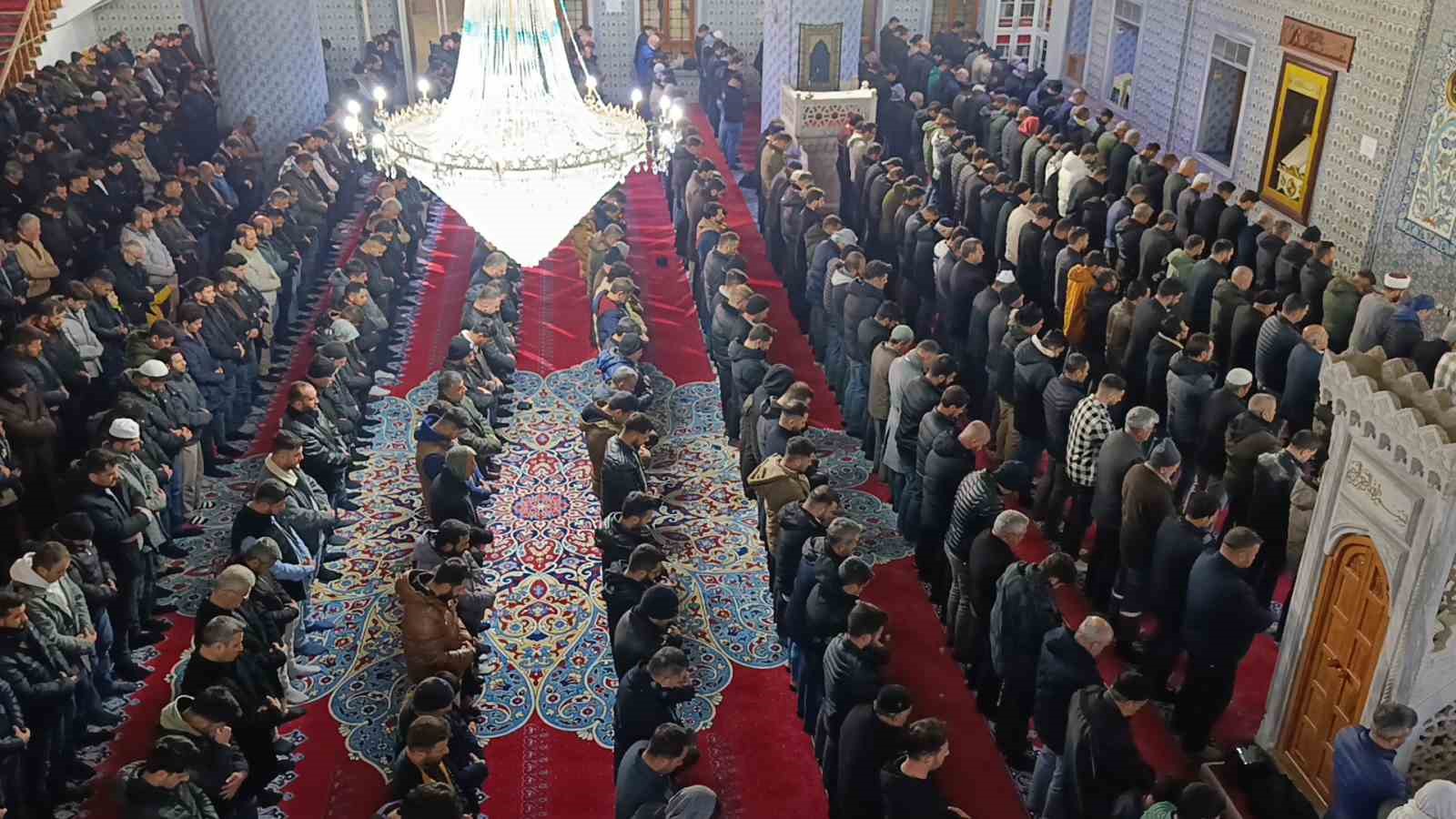 Şanlıurfa&rsquo;da Mira&ccedil; Kandili dualarla idrak edildi
