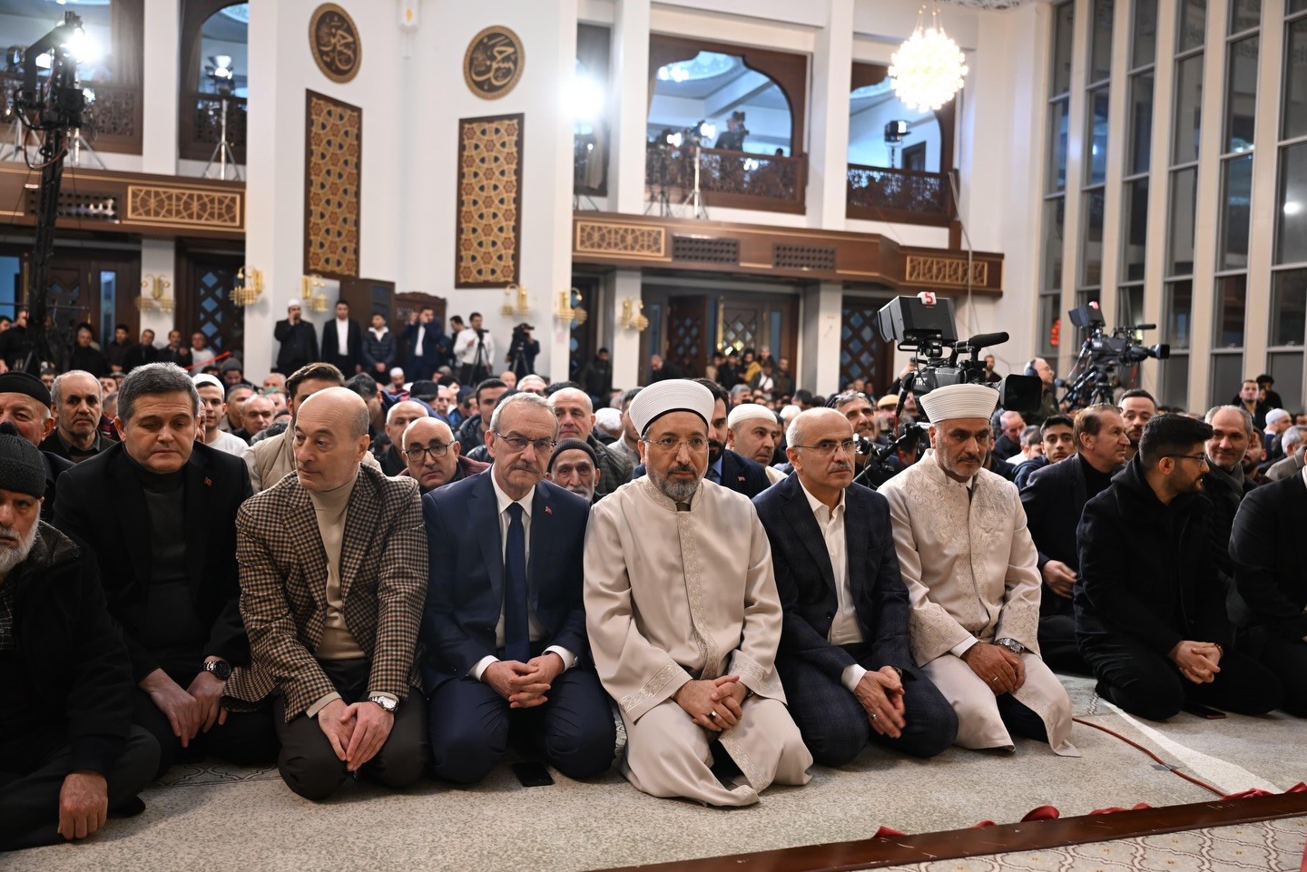 Malatya’da Miraç Kandili dualarla idrak edildi