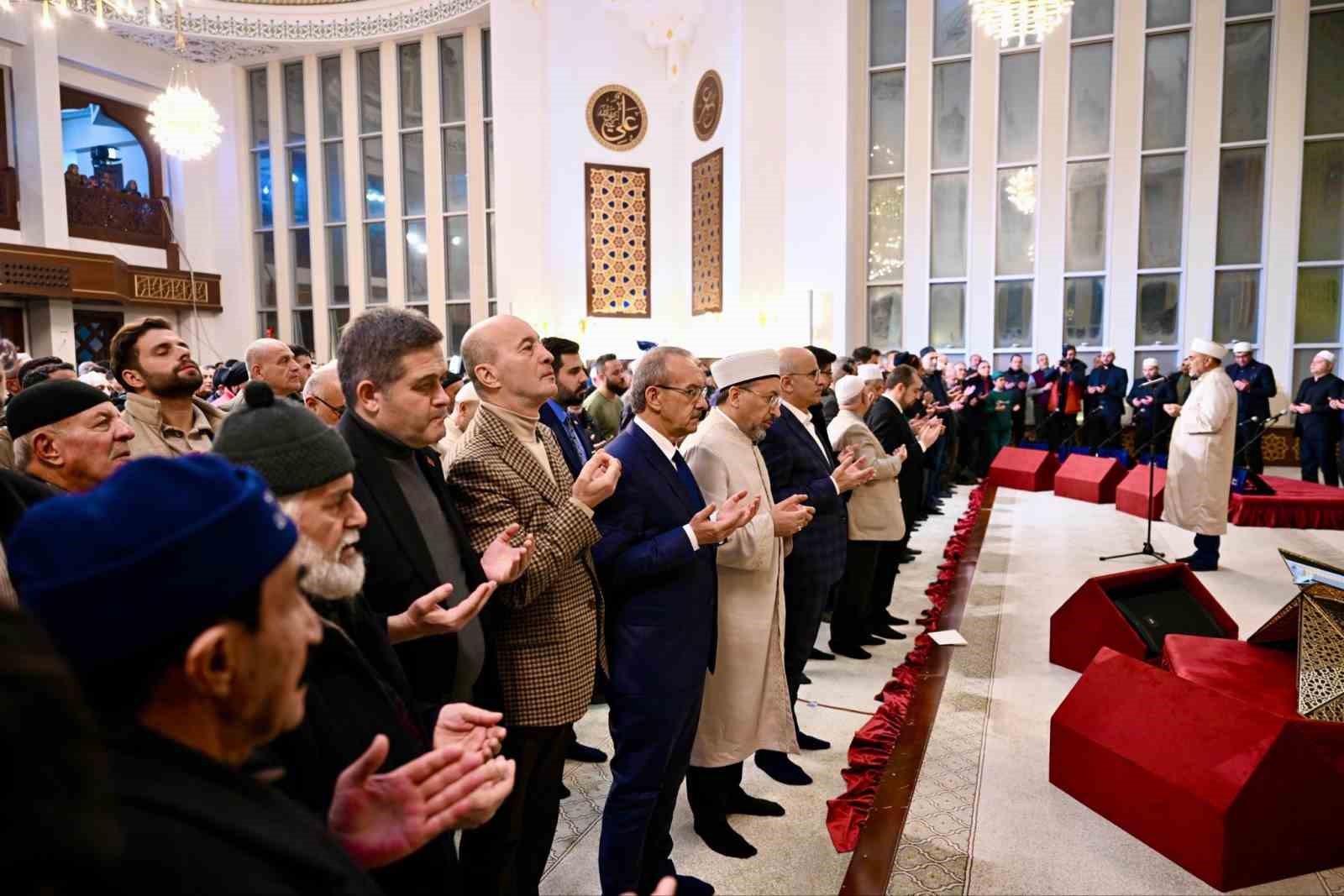 Malatya&rsquo;da Mira&ccedil; Kandili dualarla idrak edildi
