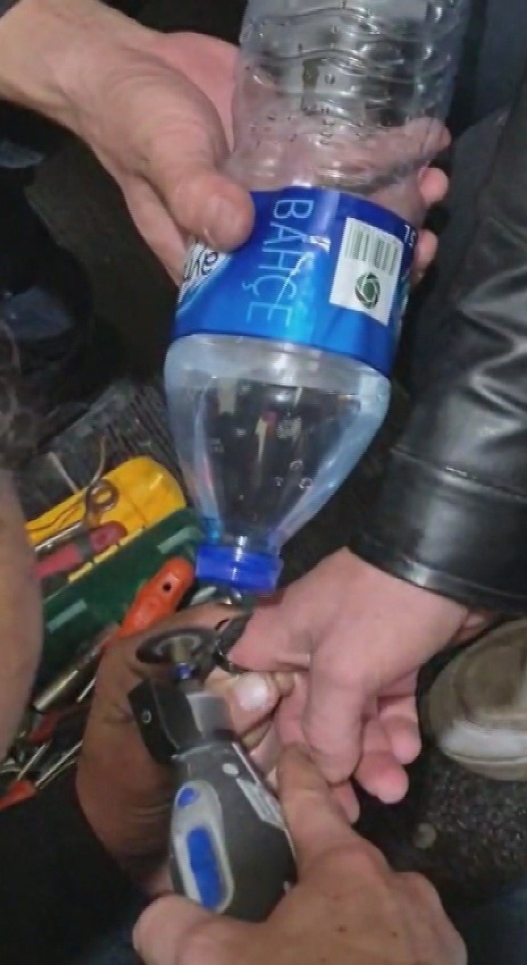 Parmağına sıkışan yüzüğü itfaiye çıkardı