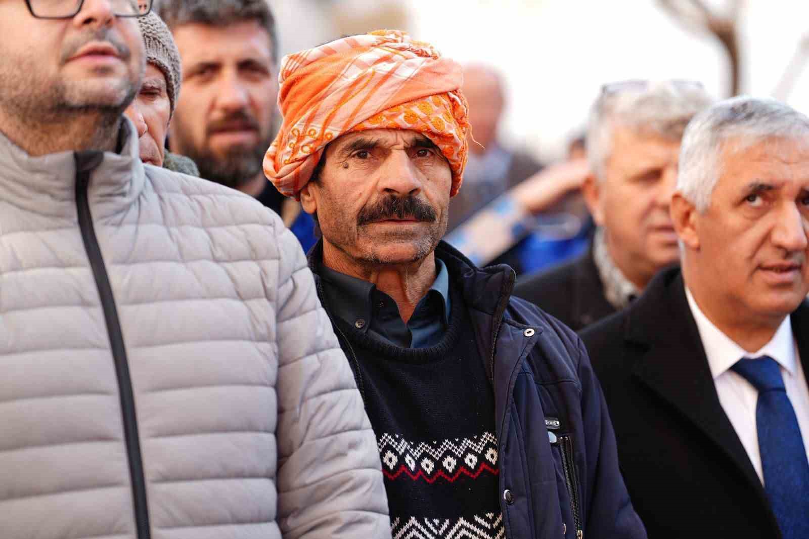 Don zararına karşı Manisa B&uuml;y&uuml;kşehir&rsquo;den &uuml;reticiye destek
