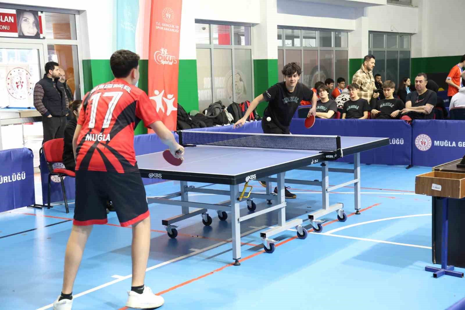 Menteşe Anadolu Lisesi, masa tenisinde üçüncü defa il şampiyonu
