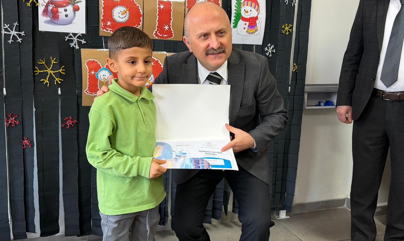 Adıyaman&rsquo;da 154 bin 960 öğrenci karne aldı