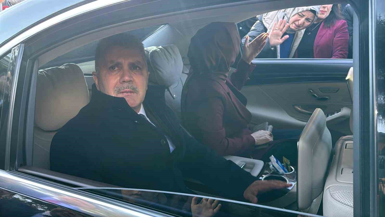 Bing&ouml;l&rsquo;e atanan Vali Cahit &Ccedil;elik&rsquo;e duygusal veda
